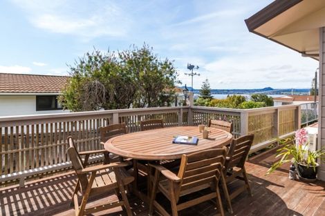 Photo of property in 4 Shera Street, Acacia Bay, Taupo, 3330