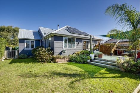 Photo of property in 35 Rutherford Road, Marewa, Napier, 4110