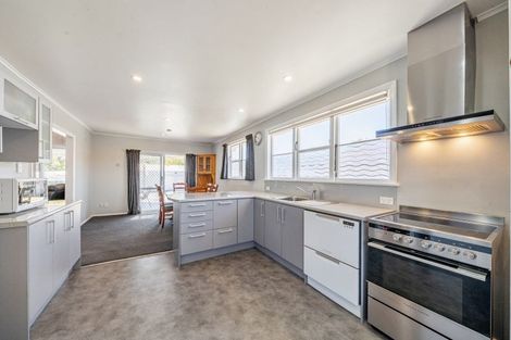 Photo of property in 84 Shakespeare Avenue, Trentham, Upper Hutt, 5018