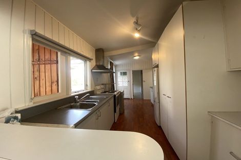 Photo of property in 56 Dowse Drive, Maungaraki, Lower Hutt, 5010