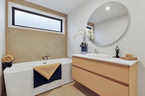 Photo of property in 19 Burbank Road, Wanaka, 9382