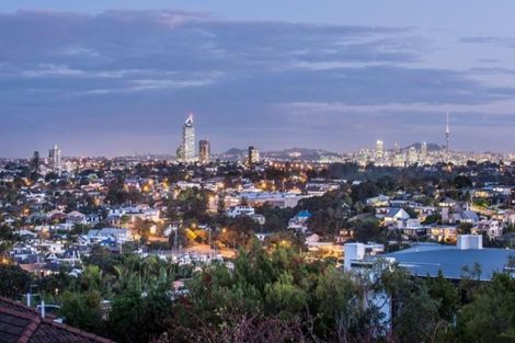 Photo of property in 1/2 Katui Street, Castor Bay, Auckland, 0620