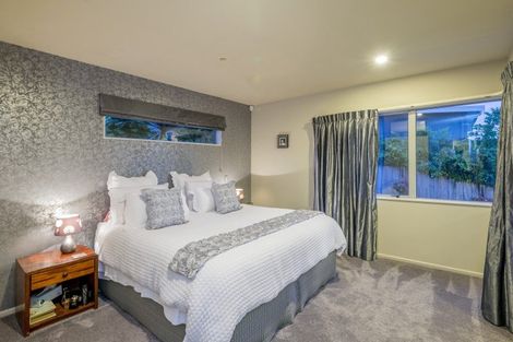 Photo of property in 14 Charlotte Way, Raumati South, Paraparaumu, 5032