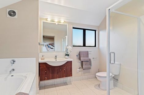 Photo of property in 64b Kings Avenue, Matua, Tauranga, 3110