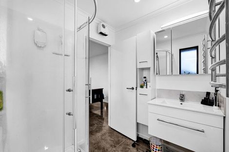 Photo of property in 14e Junction Street, Welbourn, New Plymouth, 4310