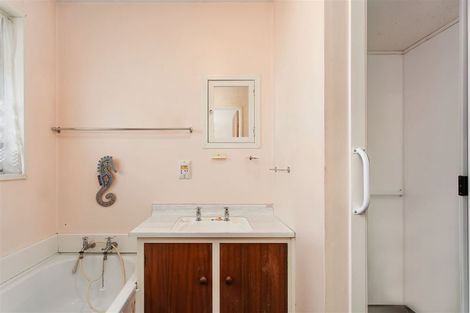 Photo of property in 2/9 Wyatt Place, Russley, Christchurch, 8042