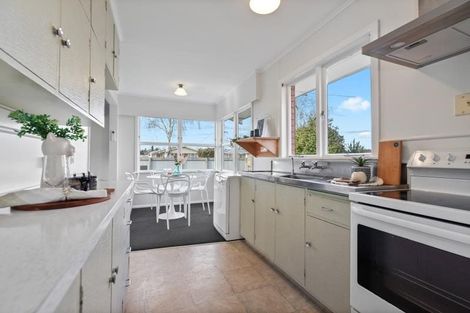 Photo of property in 33 Fairview Street, Fairview Downs, Hamilton, 3214