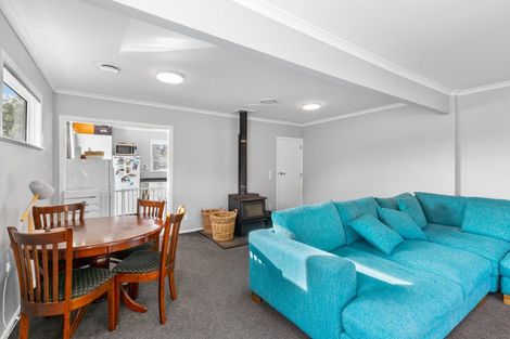 Photo of property in 7 Cardiff Crescent, Cannons Creek, Porirua, 5024