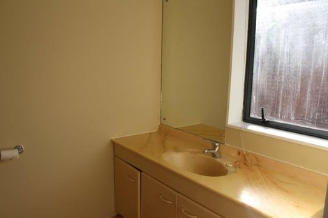 Photo of property in 2/21 Glanworth Place, Dannemora, Auckland, 2016