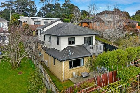 Photo of property in 1/271 Sturges Road, Henderson, Auckland, 0612