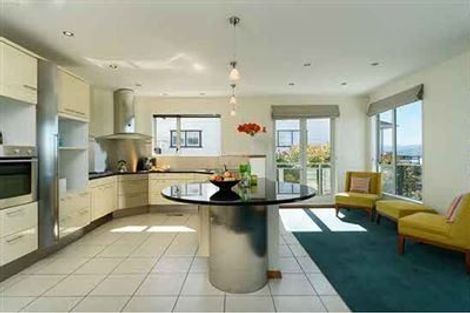 Photo of property in 58 Rama Crescent, Khandallah, Wellington, 6035