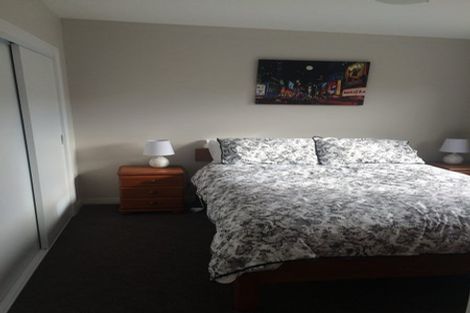 Photo of property in 3a Te Arawi Street, Takapuwahia, Porirua, 5022