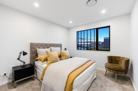 Photo of property in 54 Kumukumu Road, Long Bay, Auckland, 0630