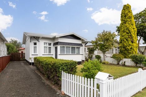 Photo of property in 34 Vigor Brown Street, Napier South, Napier, 4110