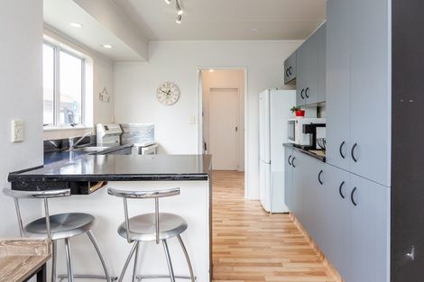 Photo of property in 206 Avondale Road, Greenmeadows, Napier, 4112