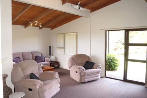 Photo of property in 17 Seaview Road, Ruakaka, 0116