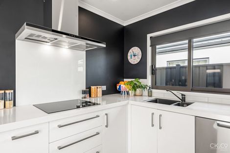 Photo of property in 9 Pattullo Crescent, Wallaceville, Upper Hutt, 5018