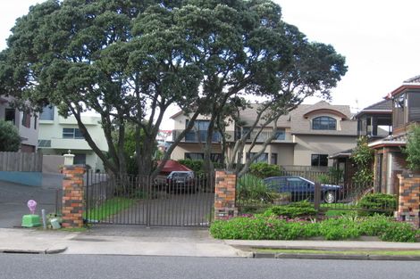 Photo of property in 2/28a The Parade, Bucklands Beach, Auckland, 2012