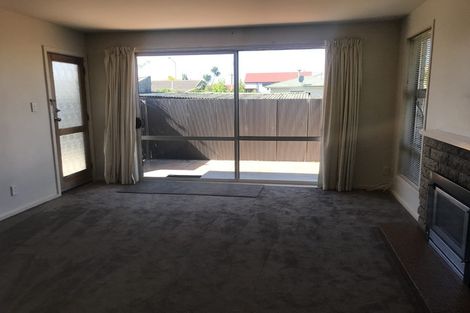 Photo of property in 782b Main North Road, Belfast, Christchurch, 8051