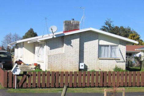 Photo of property in 7 Odlin Crescent, Nawton, Hamilton, 3200