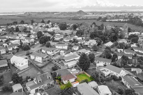 Photo of property in 1/9 Slim Place, Clendon Park, Auckland, 2103