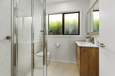 Photo of property in 44 The Drive, Tawa, Wellington, 5028