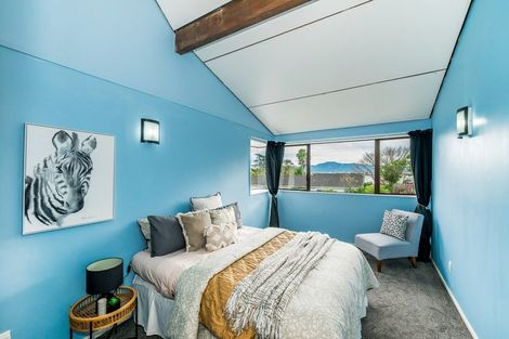 Photo of property in 1 Redwood Close, Paraparaumu, 5032