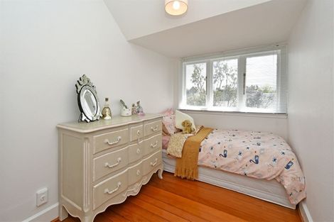 Photo of property in 8 Norwood Street, Beckenham, Christchurch, 8023