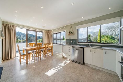 Photo of property in 42a Hudson Avenue, Ebdentown, Upper Hutt, 5018