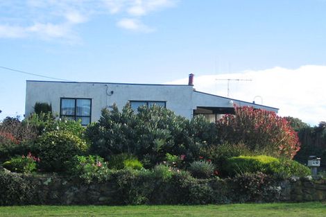 Photo of property in 27 Ngaio Street, Otaki Beach, Otaki, 5512
