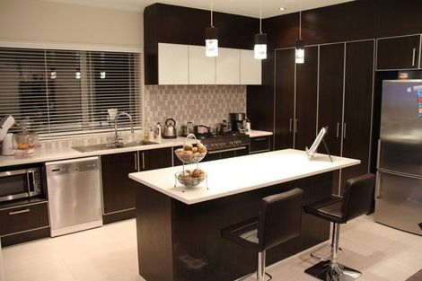 Photo of property in 118 Barrington Drive, Huntington, Hamilton, 3210