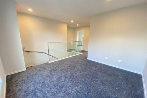 Photo of property in 3c Westall Road, New Lynn, Auckland, 0600