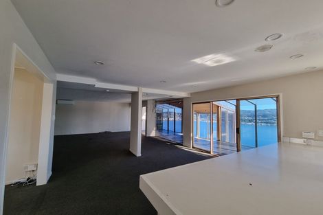 Photo of property in 27 Kaikoura Street, Maupuia, Wellington, 6022