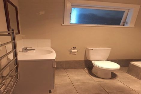 Photo of property in 221 Ohiro Road, Brooklyn, Wellington, 6021