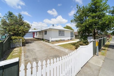 Photo of property in 50 Acacia Street, Kelvin Grove, Palmerston North, 4414