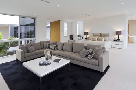 Photo of property in 152 Amesbury Drive, Churton Park, Wellington, 6037