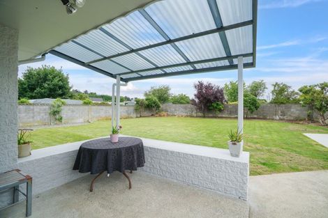 Photo of property in 21 Irvine Street, Wallacetown, 9816