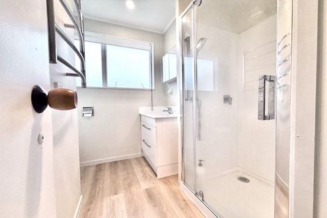 Photo of property in 47 Hassan Drive, Massey, Auckland, 0614