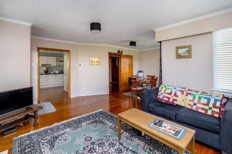 Photo of property in 229 High Street North, Carterton, 5713