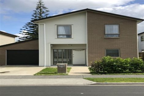 Photo of property in 22 Taiaapure Street, Weymouth, Auckland, 2103