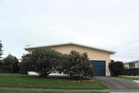 Photo of property in 1/3 Kipling Crescent, Stoke, Nelson, 7011