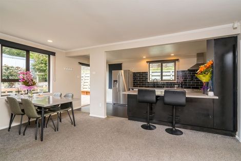 Photo of property in 8 Greenhithe Street, Waihola, Milton, 9073