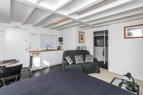 Photo of property in 48 Crownhill Street, Spotswood, New Plymouth, 4310