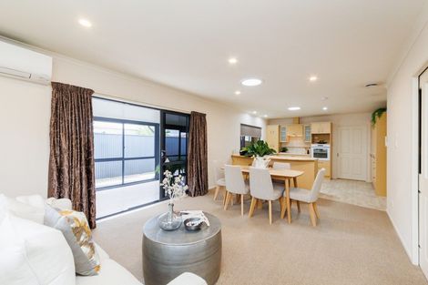 Photo of property in 103a Warwick Street, Feilding, 4702