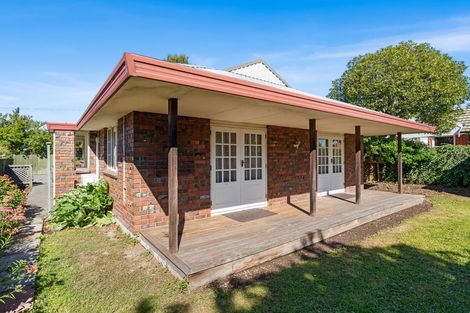 Photo of property in 151 Yaldhurst Road, Sockburn, Christchurch, 8042