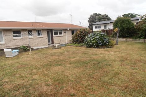 Photo of property in 11 Glenfield Place, Brookfield, Tauranga, 3110