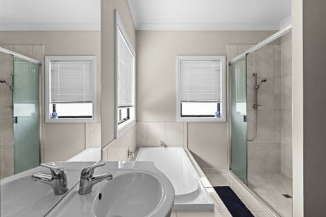 Photo of property in 25 Pacific Avenue, Poraiti, Napier, 4112