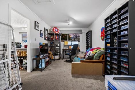 Photo of property in 3/29 Garelja Road, Henderson, Auckland, 0612