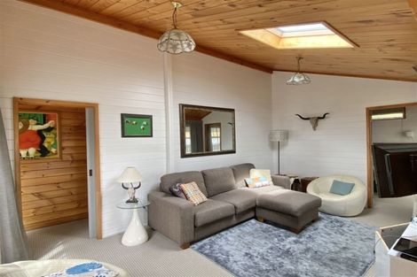 Photo of property in 91 Wiseley Road, West Harbour, Auckland, 0618