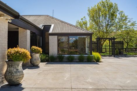 Photo of property in 6 Nilgiri Road, Poraiti, Napier, 4182